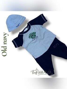 Old Navy Light Blue Baby T-shirt